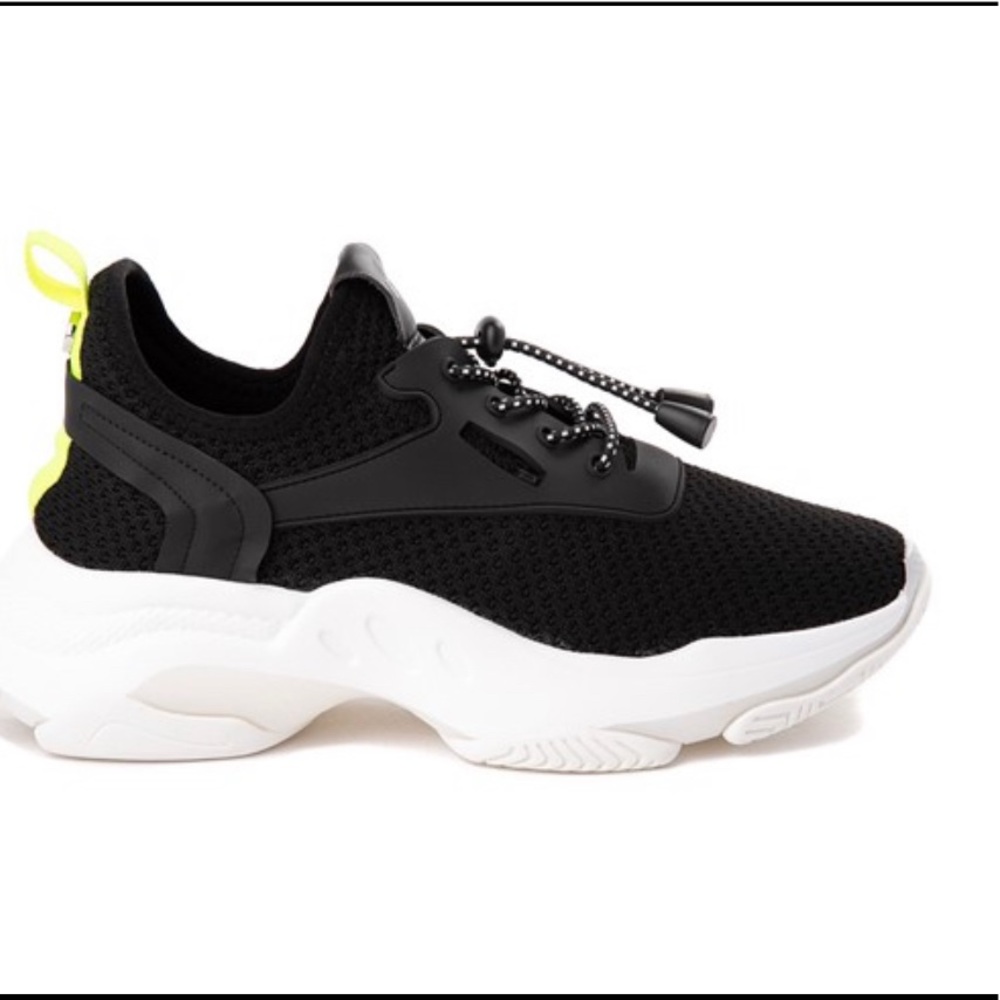 Womens Steve Madden Myles Sneakers